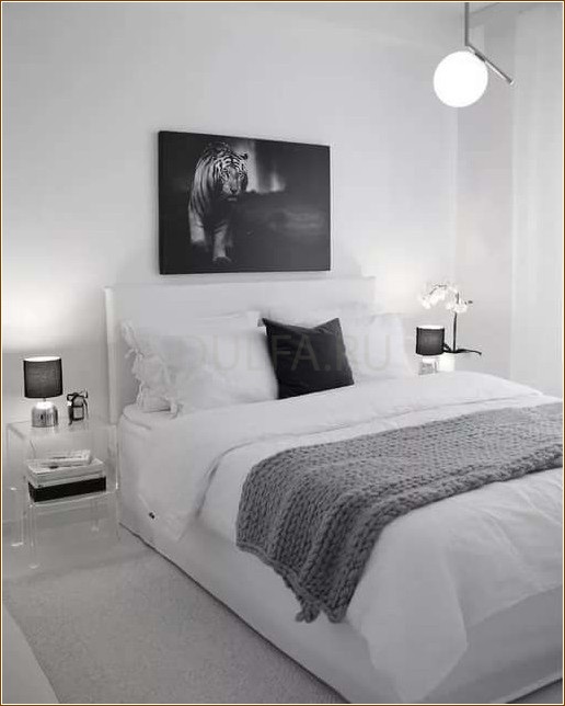Черно-белое сочетание цветов — идеальное решение для спальни