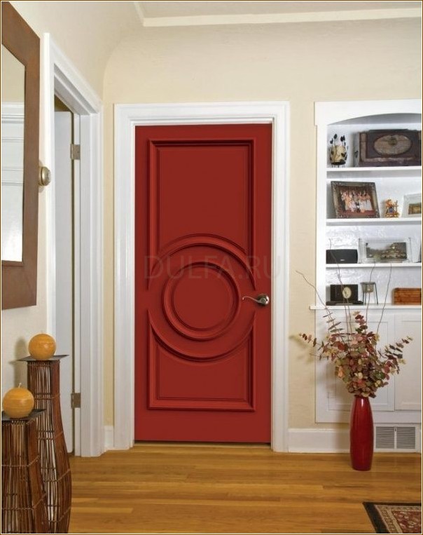 6 причин использовать цветные межкомнатные двери