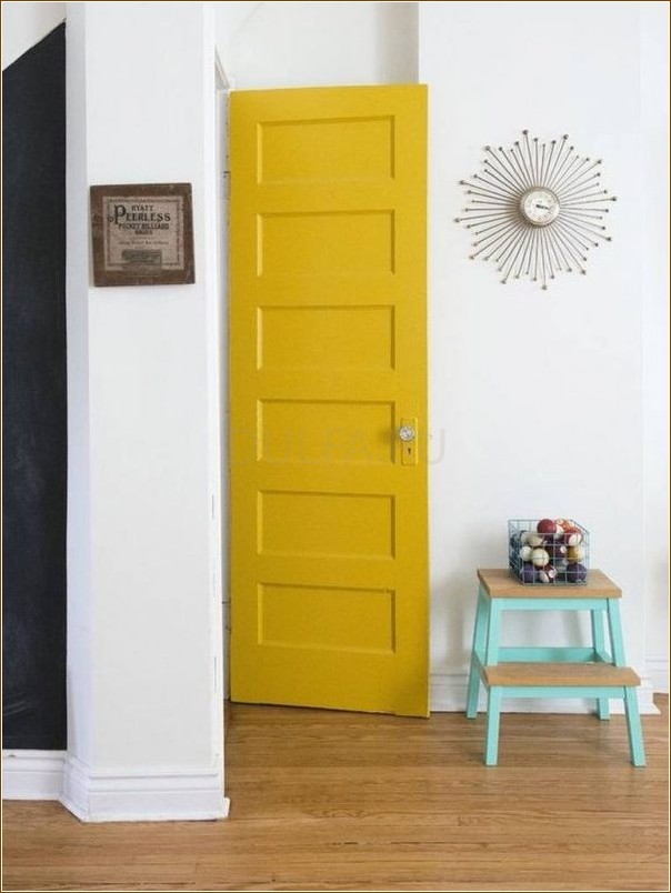 6 причин использовать цветные межкомнатные двери