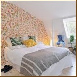 Цветы в интерьере спальни: оформляем комнату со вкусом