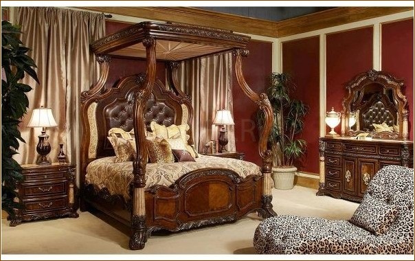 Successful examples of antique furniture in the interior