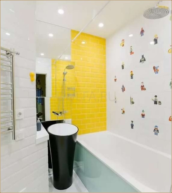 Как хорошо желтый вписывается в ванную комнату. Фото удачных решений