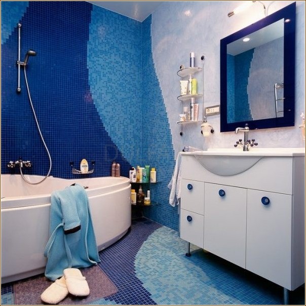 Преимущества и недостатки синей ванной комнаты