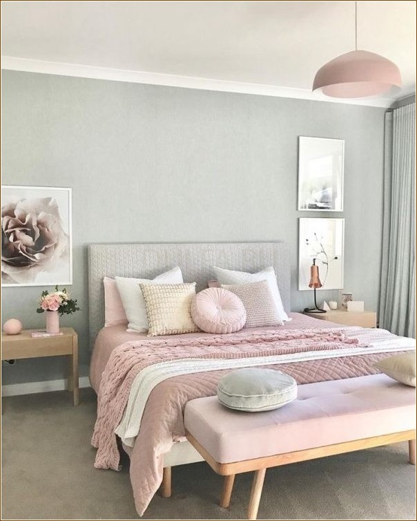 Розовый цвет в спальне
